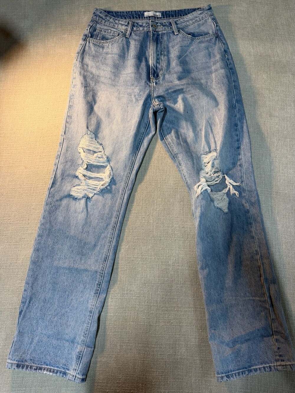 Vervet Los Angeles Women's High Rise 90s Vintage Straight Leg Distressed Jeans
